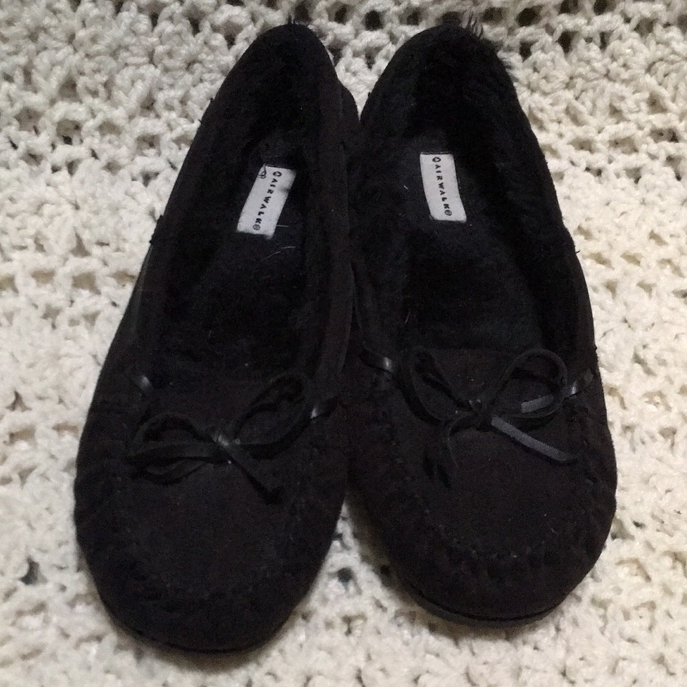 Black Moccasins